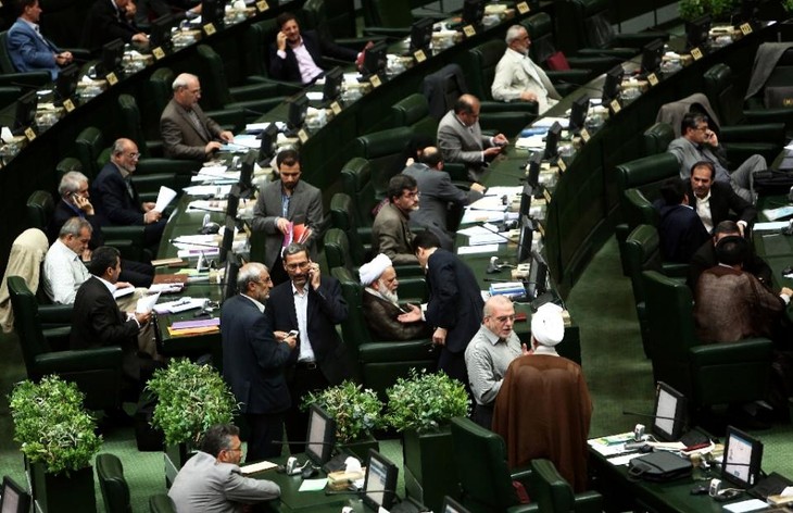 Iran’s Guardian Council approves bill on nuclear rights - ảnh 1